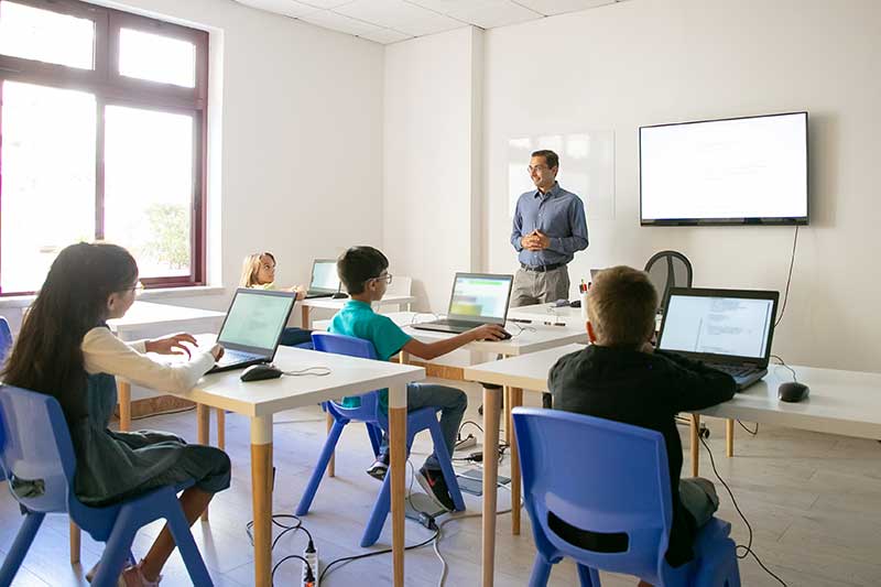 Vienna Educational Advantage